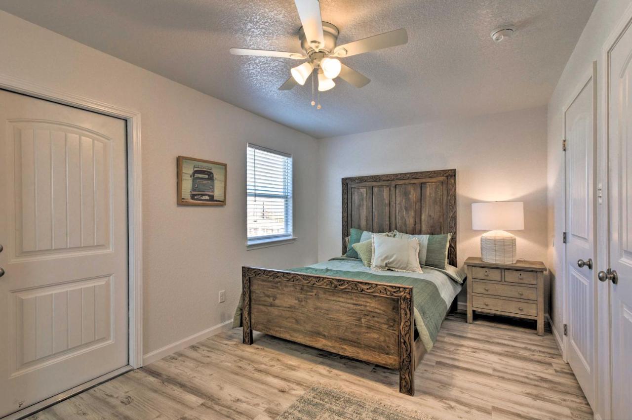 Coastal Surfside Beach House Walk To The Ocean! Bagian luar foto