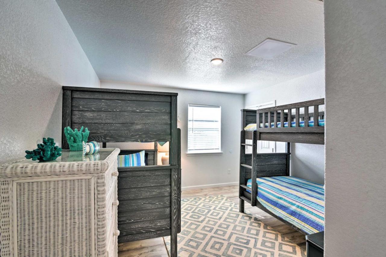 Coastal Surfside Beach House Walk To The Ocean! Bagian luar foto